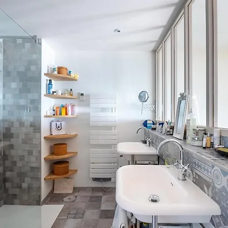 Une Charmante Maison A Quelques Pas De L'ocean 펜션 *